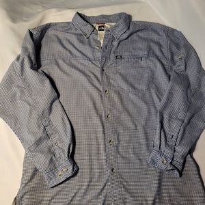 The North Face men's plaid button-down long sleeve shirt